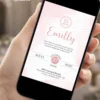 Convite de 15 anos rosa e dourado exibido em celular, com visual delicado e elegante para debutante.