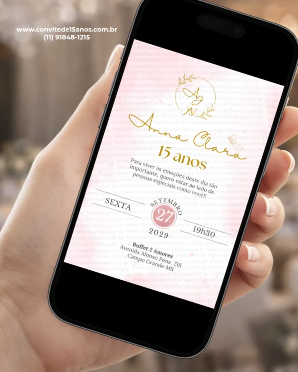 Convite digital de 15 anos rosa exibido em celular, com visual delicado e detalhes elegantes para debutante.