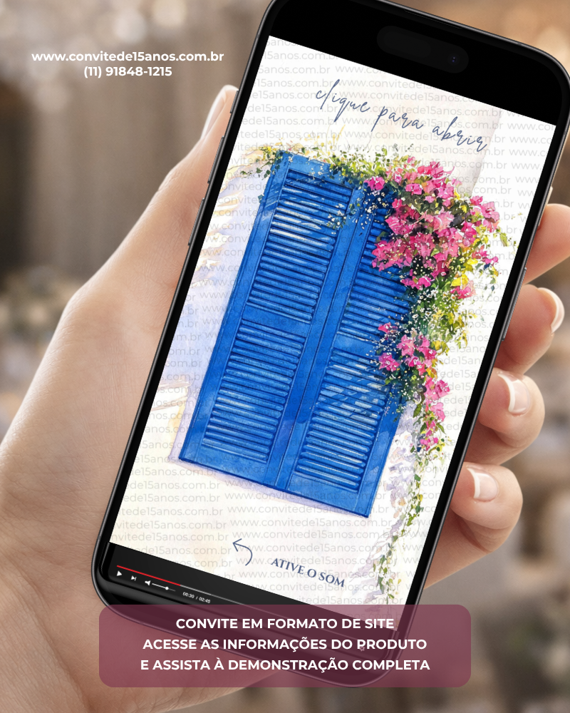 Capa do Convite de 15 Anos Mamma Mia inspirada no charme das ilhas gregas. O design apresenta uma tradicional janela azul vibrante cercada por flores coloridas sobre um fundo branco iluminado, transmitindo leveza, romantismo e a atmosfera mediterrânea característica do tema. A composição delicada cria uma experiência visual elegante e acolhedora para anunciar uma celebração inesquecível.