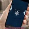 Convite Interativo com Envelope Digital Baile de Inverno apresentando um elegante envelope virtual em tons de azul-marinho, decorado com um delicado floco de neve cristalino ao centro, transmitindo sofisticação e a magia de uma celebração inspirada no inverno.