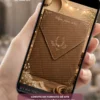 Convite de 15 Anos Country Interativo em formato de site, apresentado em um celular com design rústico e elegante.