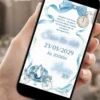 Save the Date para 15 Anos Cinderela com laço azul, relógio, carruagem, sapatinho de cristal e detalhes delicados.