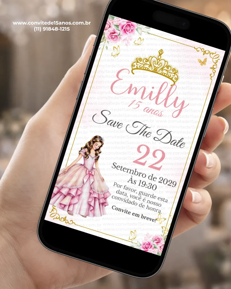 Save the Date rosa para debutante com vestido de princesa rosa, coroa dourada, flores cor-de-rosa e moldura dourada delicada.